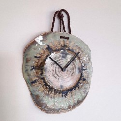 Stoneware wall clock rg002 hanging on the wall 3
