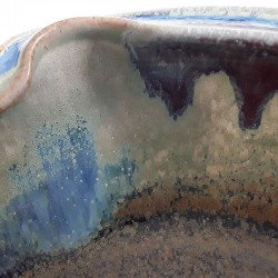 Shallow bowl or deep dish, glaze detail